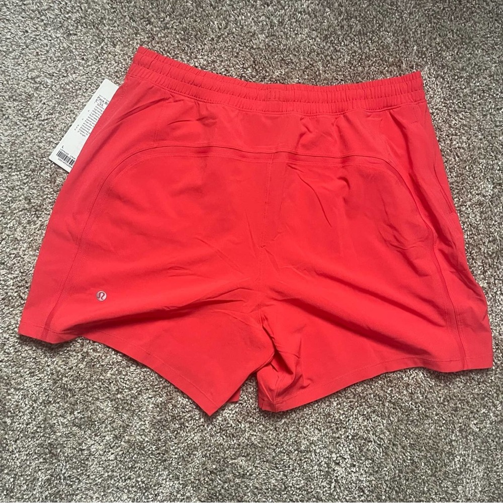 NWT Men’s Lululemon Red Pace Breaker liner less Bright red Shorts 5 inch - Picture 2 of 6